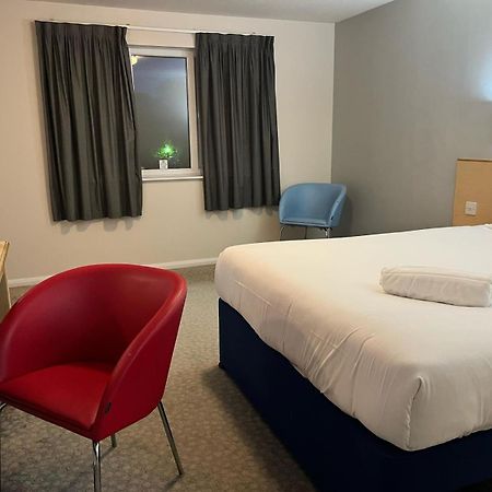 Go2 Dundee Camperdown Hotel Free Car Park Exterior foto